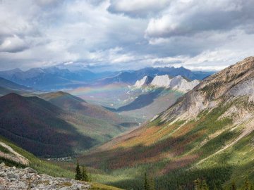 Sulphur Skyline Trail